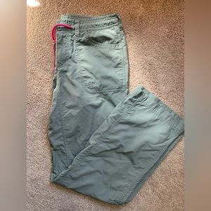 Women’s north face pants